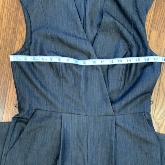 CALVIN KLEIN | Gray-Black V-neck Jumpsuit | Missing Self-tie | Sz 8/10 - Picture 7 of 16